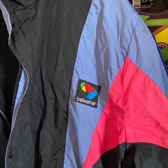 Retro Windbreaker - Picture 2 of 6
